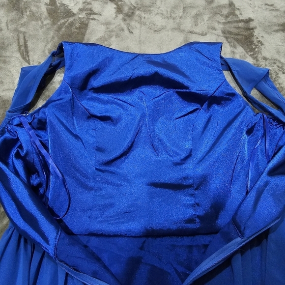 Chi Chi London ✦ Embroidered Party Dress ✦ Cobalt Blue w/ Silver Crystals Sheer - Picture 12 of 17